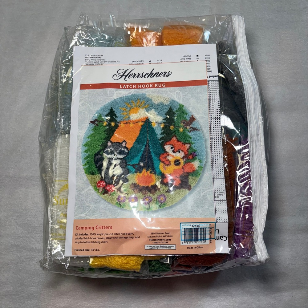 Herrschners Camping Critters Latch Hook Rug Kit 34 Inch Round Raccoon Fox 132438